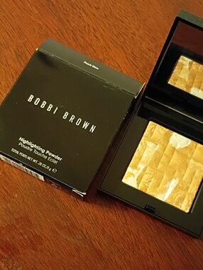Bobbi Brown Highlighting Powder - Warm Gold Mosaic